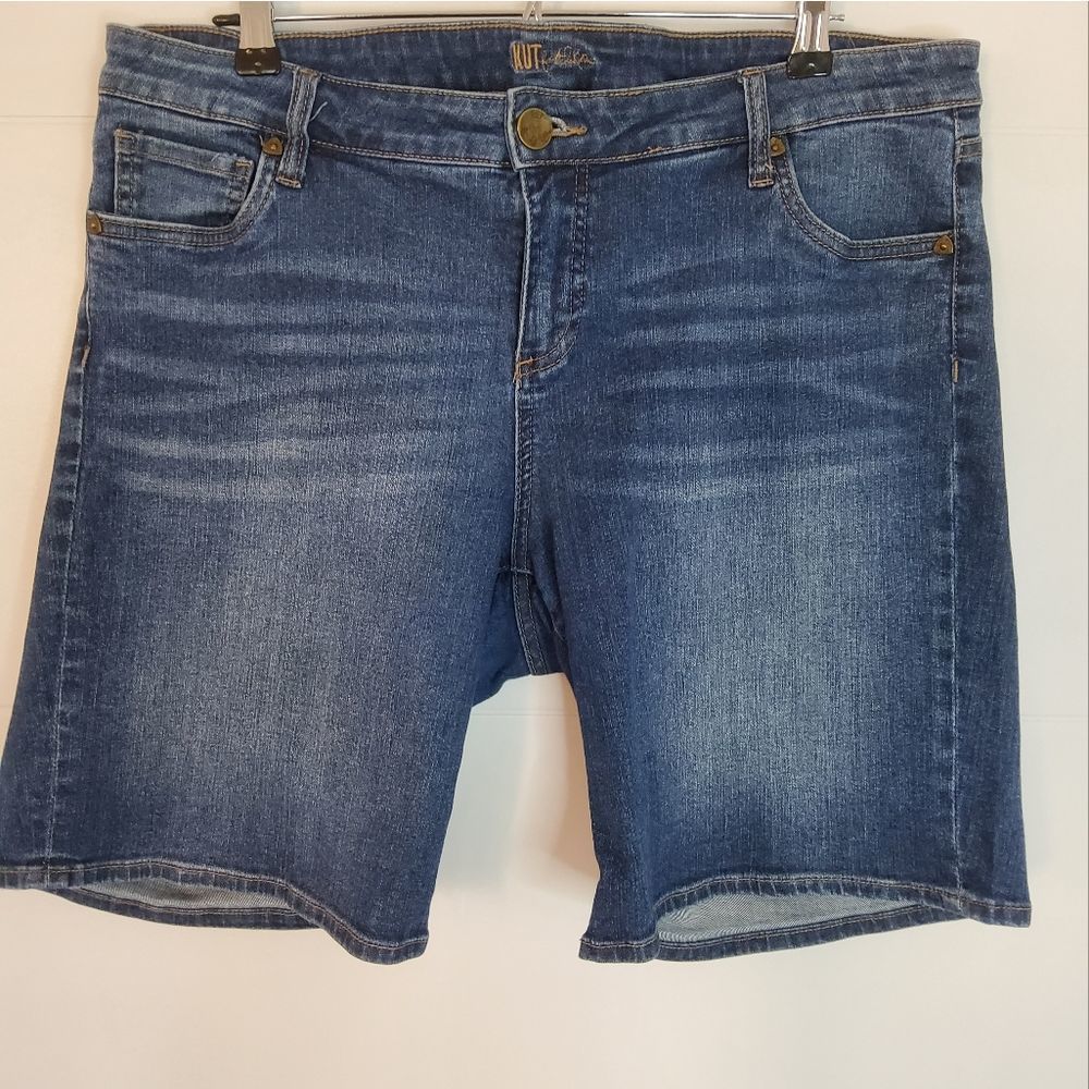 KUT from the Kloth Catherine Boyfriend Women's Denim Shorts Size 14W